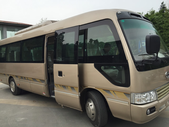 25座電動(dòng)車